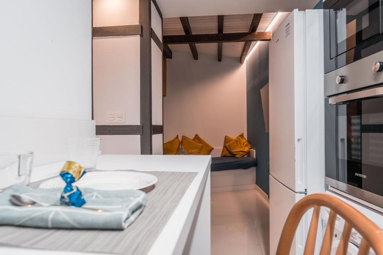 Qh Eme Suites 그라나다 외부 사진